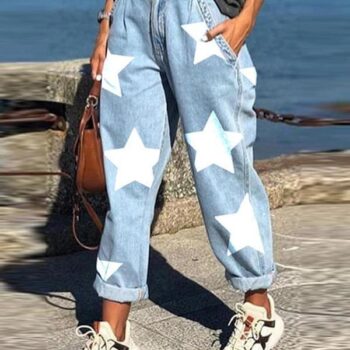 Star Print Loose Jeans.*
